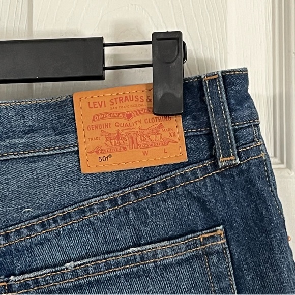 LEVI’S 501 Button Fly Premium Dark Wash Vintage Denim Cutoff Jean Shorts Size 29 - Picture 9 of 13